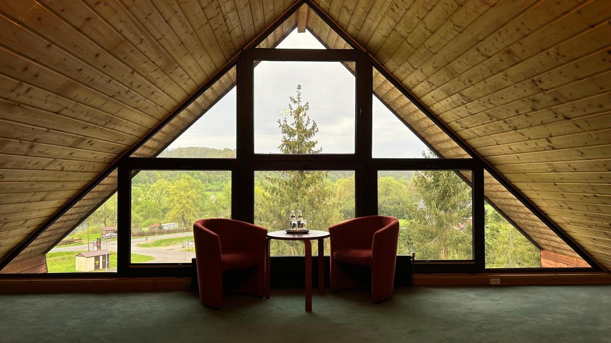 Hotel Salamandra Hoczew Extérieur photo